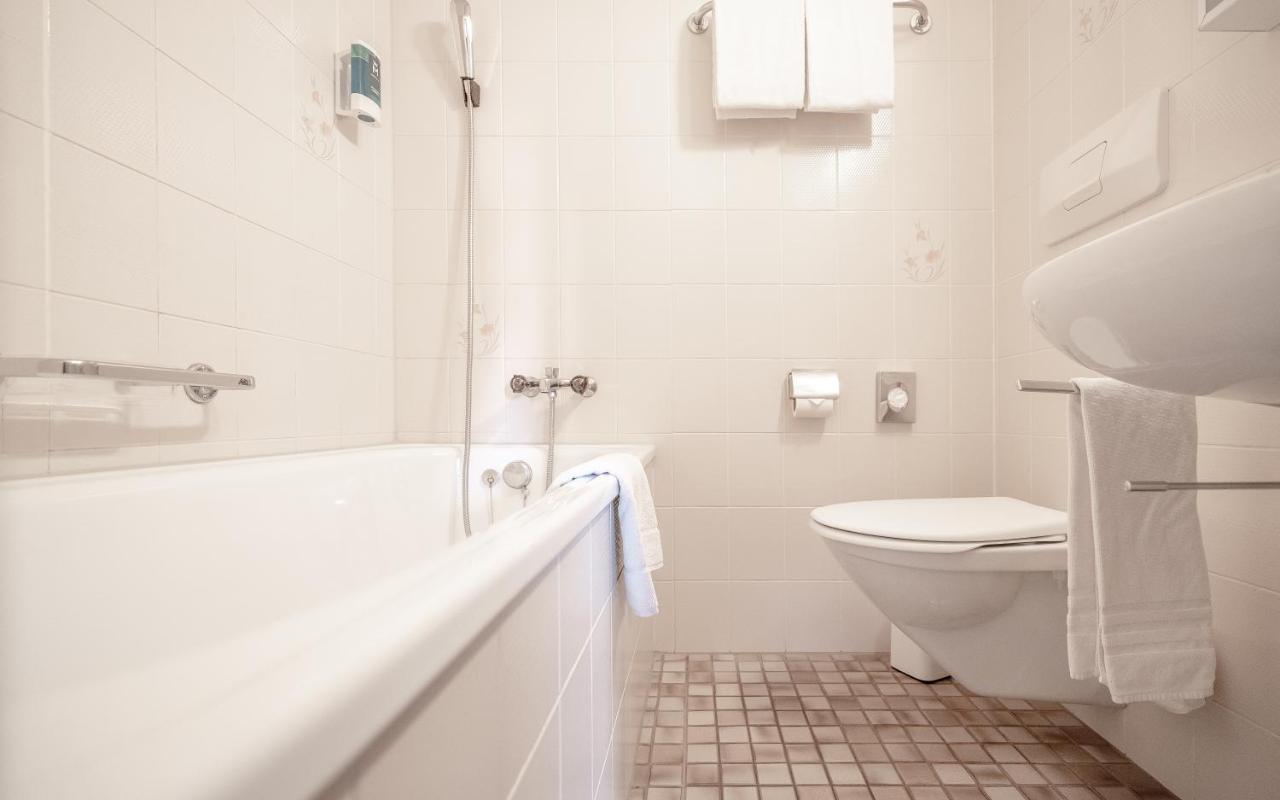 Hotel Alte Post 2*
