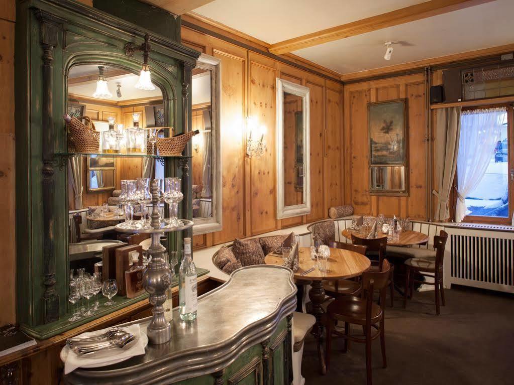 Hotel Alte Post 2*
